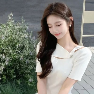 山林中头一个女人